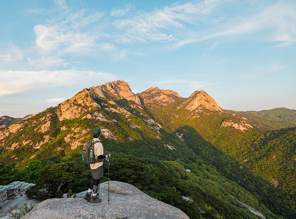 Bukhansan Course Recommendations for Those who Dream of Becoming Professional Hikers