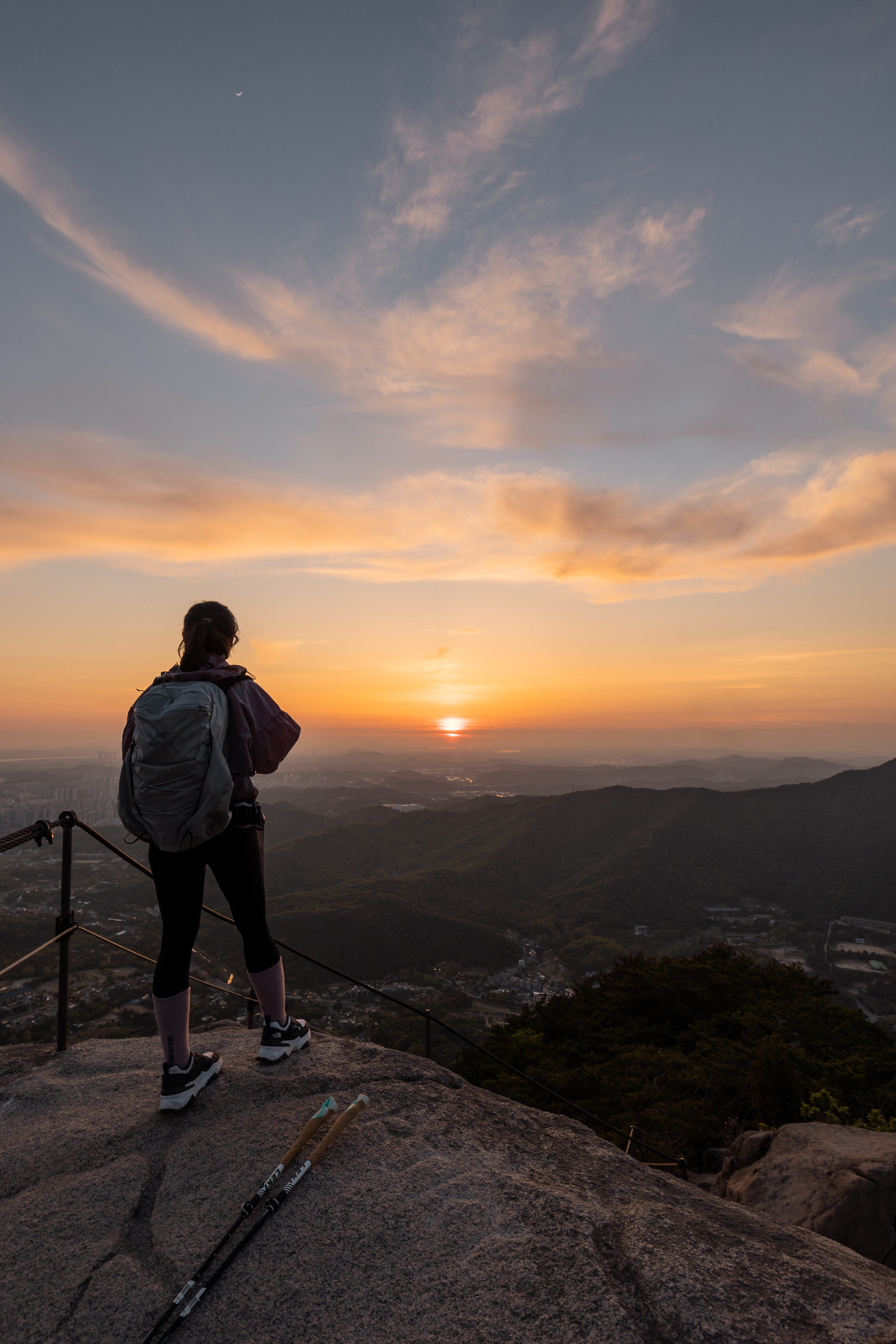 Unforgettable ways to hike the Inwangsan Mountain along the Seoul Fortress Trail